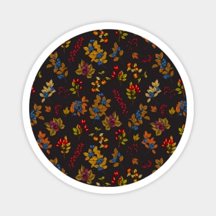 Autumn berries on chocolate brown Magnet